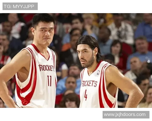 姚明季后赛辉煌历程回顾与影响分析 姚明季后赛辉煌历程回顾与影响分析