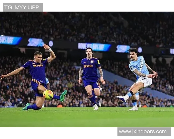 卡塔尔足球明星魅力无限谁是最帅的球场风云人物 卡塔尔足球明星魅力无限谁是最帅的球场风云人物